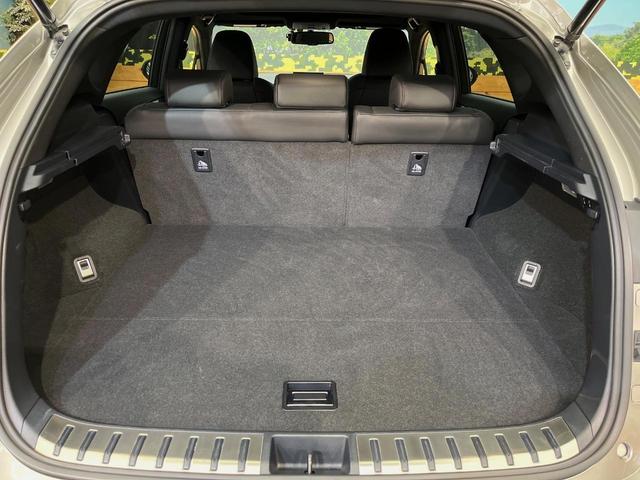 NX NX300h Fスポーツ 4WD パノラマルーフ 純正ナビ バックカメラ 衝突被害軽減システム シートベンチレーション ステアリングヒーター レーダークルーズ 禁煙車 電動リアゲート コーナーセンサー ETC パワーシート(11枚目)