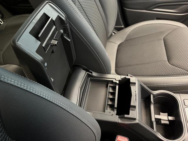 フォレスター アドバンス　４ＷＤ　ルーフレール　ＳＤナビ　ブラインドスポットモニター　アイサイトセイフティプラス　バックカメラ　レーダークルーズ　電動リアゲート　シートヒーター　ＬＥＤヘッドライト　純正１８インチアルミ（59枚目）