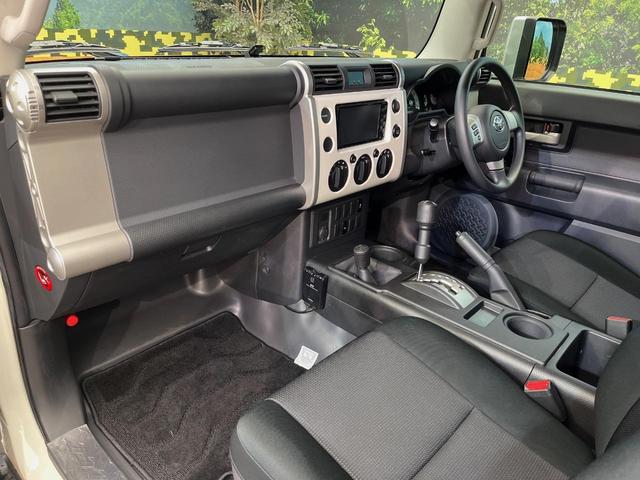 FJクルーザー ベースグレード 4WD バックカメラ 禁煙車 コーナーセンサー ETC 純正17インチアルミ CD DVD再生 地デジ(44枚目)