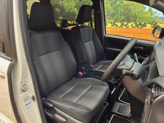 ヴォクシー ＺＳ　煌　４ＷＤ　後席モニター　寒冷地仕様　１０型ＳＤナビ　クルーズコントロール　衝突被害軽減システム　禁煙車　ＥＴＣ　ＬＥＤヘッド　純正１６インチアルミ　オートハイビーム（9枚目）