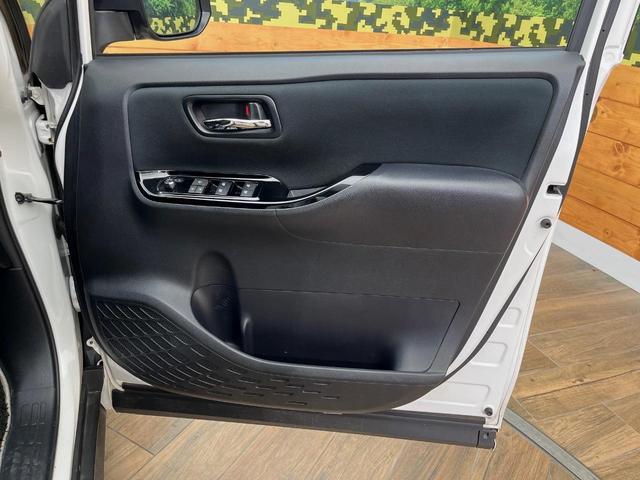 ヴォクシー ＺＳ　煌　４ＷＤ　後席モニター　寒冷地仕様　１０型ＳＤナビ　クルーズコントロール　衝突被害軽減システム　禁煙車　ＥＴＣ　ＬＥＤヘッド　純正１６インチアルミ　オートハイビーム（52枚目）