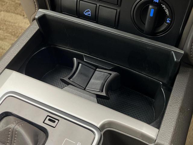 ランドクルーザープラド TX Lパッケージ ディーゼル 7人乗 モデリスタ 寒冷地仕様 全周囲カメラ ルーフレール ベージュ革シート シートベンチレーション ブラインドスポットモニター レーダークルーズコントロール パワーシート フルセグ(47枚目)