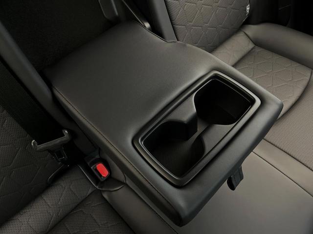 RAV4 ハイブリッドアドベンチャー オフロードパッケージII 4WD 10.5インチディスプレイオーディオナビ 寒冷地仕様 禁煙車 シートベンチレーション ブラインドスポットモニター バックカメラ レーダークルーズコントロール パワーシート ETC2.0(38枚目)