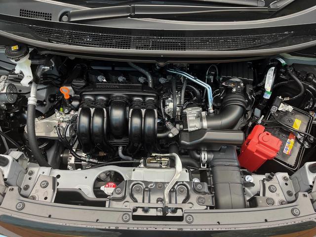 フリード エアー　４ＷＤ　登録済み未使用車　純正ディスプレイオーディオ　両側電動スライドドア　ホンダセンシング　レーダークルーズコントロール　前席シートヒーター　寒冷地仕様　ＬＥＤヘッドライト（20枚目）