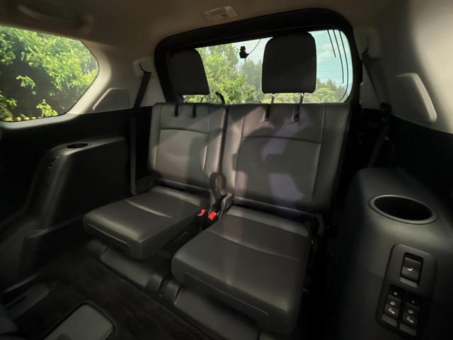 ランドクルーザープラド ＴＸ　Ｌパッケージ　マットブラックエディション　禁煙車　ディーゼル　７人乗り　寒冷地仕様　サンルーフ　全周囲カメラ　９型ディスプレイオーディオ　ルーフレール　黒革シート　ＥＴＣ　シートベンチレーション　レーダークルーズコントロール　セーフティセンス（43枚目）