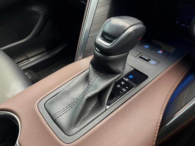 ハリアー G 4WD モデリスタエアロ 寒冷地仕様 ディスプレイオーディオ バックカメラ セーフティセンス レーダークルーズ オートハイビーム 電動リアゲート LEDヘッドライト 純正18インチアルミ ETC(28枚目)