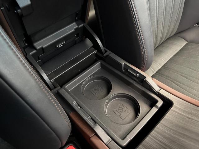 ハリアー G 4WD モデリスタエアロ 寒冷地仕様 ディスプレイオーディオ バックカメラ セーフティセンス レーダークルーズ オートハイビーム 電動リアゲート LEDヘッドライト 純正18インチアルミ ETC(40枚目)