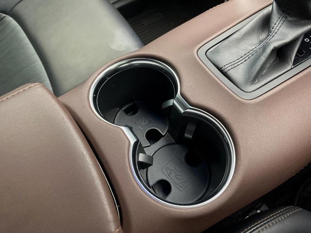 ハリアー G 4WD モデリスタエアロ 寒冷地仕様 ディスプレイオーディオ バックカメラ セーフティセンス レーダークルーズ オートハイビーム 電動リアゲート LEDヘッドライト 純正18インチアルミ ETC(41枚目)