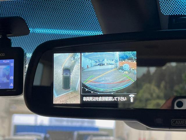 デリカＤ：５ Ｐ　７人乗　後席モニター　１０型純正ナビ　全周囲カメラ　パワーバックドア　パワーシート　シートヒーター　両側電動ドア　禁煙車　ＬＥＤヘッドライト　衝突軽減装置　ＥＴＣ　左右独立オートエアコン　オートライト（5枚目）