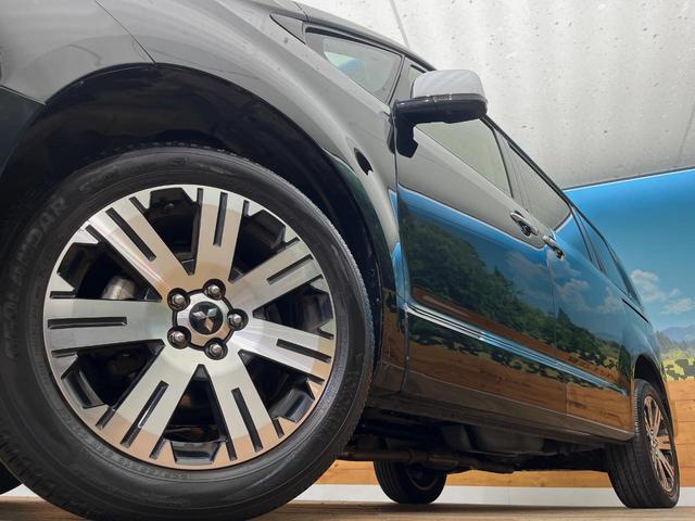 デリカＤ：５ Ｐ　７人乗　後席モニター　１０型純正ナビ　全周囲カメラ　パワーバックドア　パワーシート　シートヒーター　両側電動ドア　禁煙車　ＬＥＤヘッドライト　衝突軽減装置　ＥＴＣ　左右独立オートエアコン　オートライト（15枚目）