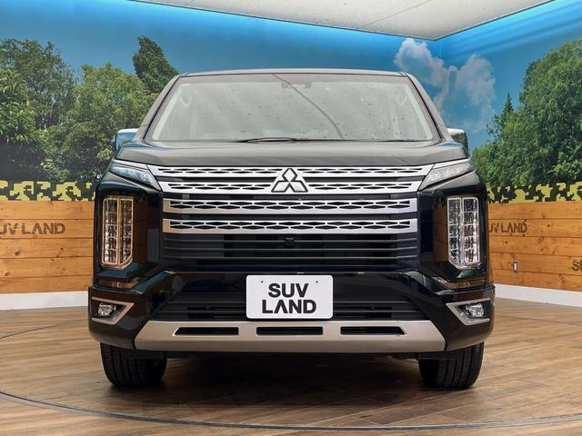 デリカＤ：５ Ｐ　７人乗　後席モニター　１０型純正ナビ　全周囲カメラ　パワーバックドア　パワーシート　シートヒーター　両側電動ドア　禁煙車　ＬＥＤヘッドライト　衝突軽減装置　ＥＴＣ　左右独立オートエアコン　オートライト（16枚目）