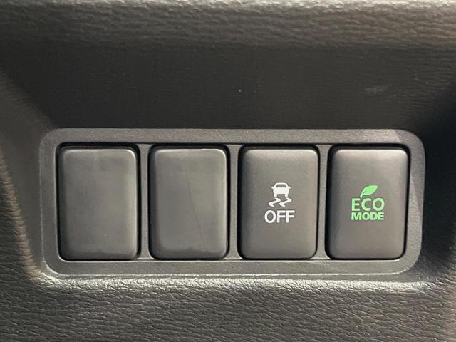 デリカＤ：５ Ｐ　７人乗　後席モニター　１０型純正ナビ　全周囲カメラ　パワーバックドア　パワーシート　シートヒーター　両側電動ドア　禁煙車　ＬＥＤヘッドライト　衝突軽減装置　ＥＴＣ　左右独立オートエアコン　オートライト（32枚目）