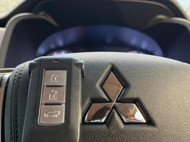 デリカＤ：５ Ｐ　７人乗　後席モニター　１０型純正ナビ　全周囲カメラ　パワーバックドア　パワーシート　シートヒーター　両側電動ドア　禁煙車　ＬＥＤヘッドライト　衝突軽減装置　ＥＴＣ　左右独立オートエアコン　オートライト（38枚目）