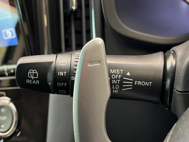 デリカＤ：５ Ｐ　７人乗　後席モニター　１０型純正ナビ　全周囲カメラ　パワーバックドア　パワーシート　シートヒーター　両側電動ドア　禁煙車　ＬＥＤヘッドライト　衝突軽減装置　ＥＴＣ　左右独立オートエアコン　オートライト（40枚目）