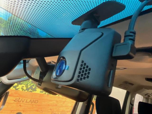 デリカＤ：５ Ｐ　７人乗　後席モニター　１０型純正ナビ　全周囲カメラ　パワーバックドア　パワーシート　シートヒーター　両側電動ドア　禁煙車　ＬＥＤヘッドライト　衝突軽減装置　ＥＴＣ　左右独立オートエアコン　オートライト（43枚目）