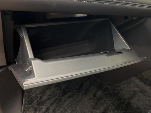 デリカＤ：５ Ｐ　７人乗　後席モニター　１０型純正ナビ　全周囲カメラ　パワーバックドア　パワーシート　シートヒーター　両側電動ドア　禁煙車　ＬＥＤヘッドライト　衝突軽減装置　ＥＴＣ　左右独立オートエアコン　オートライト（47枚目）