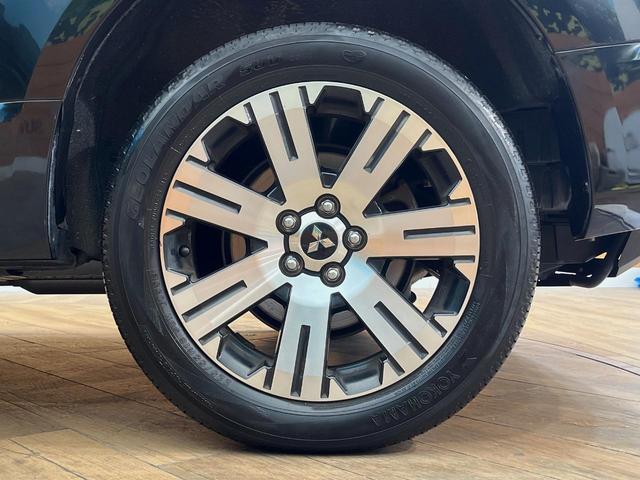 デリカＤ：５ Ｐ　７人乗　後席モニター　１０型純正ナビ　全周囲カメラ　パワーバックドア　パワーシート　シートヒーター　両側電動ドア　禁煙車　ＬＥＤヘッドライト　衝突軽減装置　ＥＴＣ　左右独立オートエアコン　オートライト（75枚目）