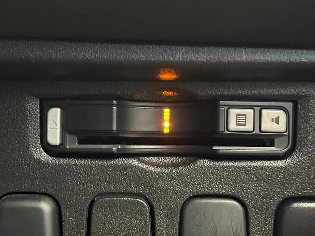 デリカD:5 D パワーパッケージ 4WD BIG-X9インチナビ フリップダウンモニター 両側電動スライドドア 前席シートヒーター クルーズコントロール BFグッドリッチホワイトレター ETC HIDヘッドライト(8枚目)