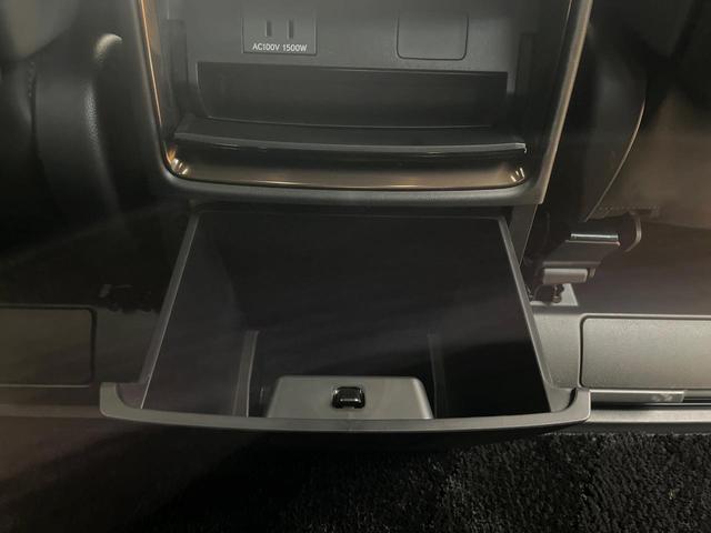 アルファードハイブリッド Ｚ　４ＷＤ　１４型ディスプレイオーディオ　１３．２有機ＥＬ後席モニター　全周囲カメラ　シートベンチレーション　デジタルインナーミラー　パワーシート　両側電動ドア　禁煙車　ブラインドスポットモニター（52枚目）