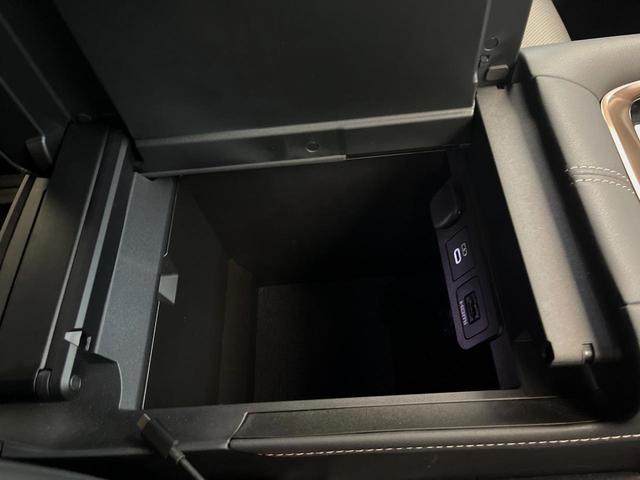 アルファードハイブリッド Ｚ　４ＷＤ　１４型ディスプレイオーディオ　１３．２有機ＥＬ後席モニター　全周囲カメラ　シートベンチレーション　デジタルインナーミラー　パワーシート　両側電動ドア　禁煙車　ブラインドスポットモニター（53枚目）