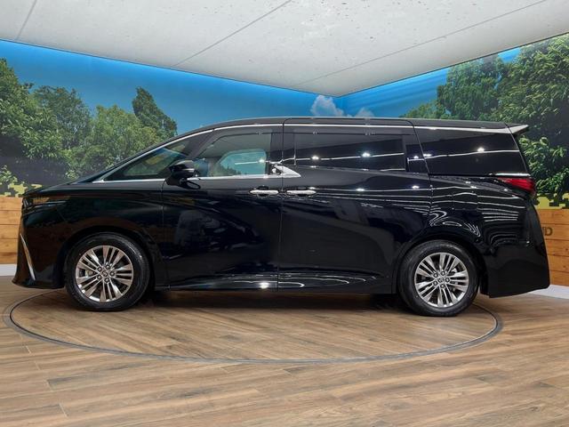 アルファードハイブリッド Ｚ　４ＷＤ　１４型ディスプレイオーディオ　１３．２有機ＥＬ後席モニター　全周囲カメラ　シートベンチレーション　デジタルインナーミラー　パワーシート　両側電動ドア　禁煙車　ブラインドスポットモニター（59枚目）