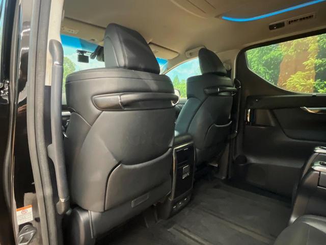 アルファード ３．５ＳＣ　４ＷＤ　フリップダウン　９型メーカーナビ　ＪＢＬサウンド　全周囲カメラ　シートエアコン　両側電動スライドドア　メモリーシート　電動リヤゲート　三眼ＬＥＤヘッドライト　ＡＣ１００Ｖ電源　ＥＴＣ２．０（62枚目）