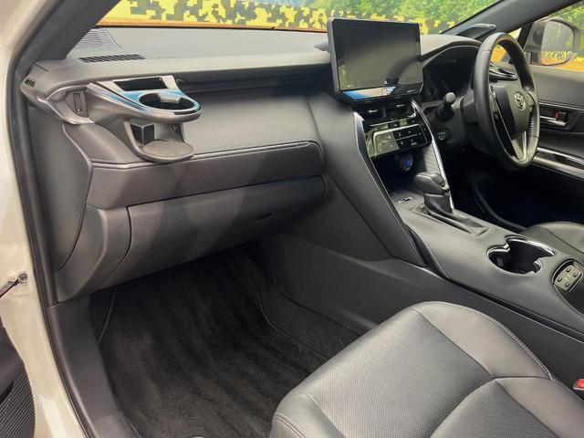 ハリアーハイブリッド Ｚ　レザーパッケージ　４ＷＤ　モデリスタフルエアロ　ガラスルーフ　１２．３インチディスプレイオーディオ　　全周囲カメラ　ＪＢＬサウンド　寒冷地仕様　衝突被害軽減システム　禁煙車　電動リアゲート　前席シートエアコン（42枚目）