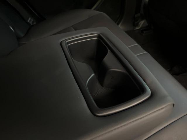 ハリアーハイブリッド Ｚ　レザーパッケージ　４ＷＤ　モデリスタフルエアロ　ガラスルーフ　１２．３インチディスプレイオーディオ　　全周囲カメラ　ＪＢＬサウンド　寒冷地仕様　衝突被害軽減システム　禁煙車　電動リアゲート　前席シートエアコン（60枚目）