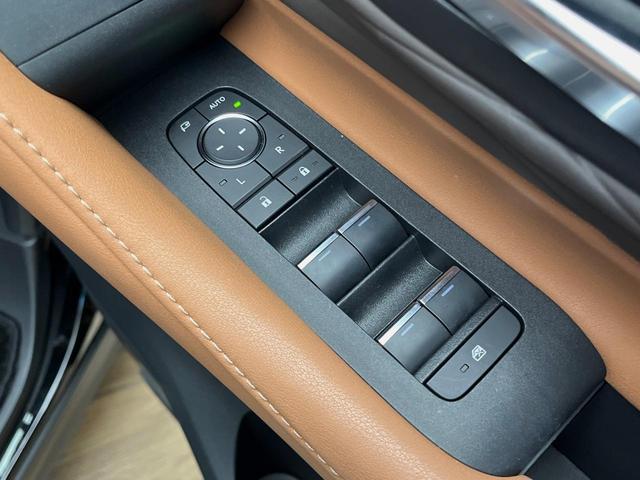 ヴェルファイアハイブリッド Ｚ　プレミア　４ＷＤ　左右独立ムーンルーフ　１３．２インチ後席モニター　ブラウン内装　１４インチディスプレイオーディオ　禁煙車　レーダークルーズコントロール　デジタルインナーミラー　両側電動ドア　ＥＴＣ（52枚目）