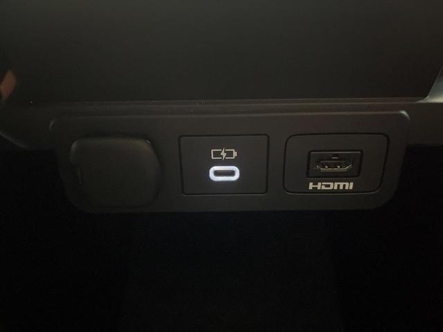 ヴェルファイアハイブリッド Ｚ　プレミア　４ＷＤ　左右独立ムーンルーフ　１３．２インチ後席モニター　ブラウン内装　１４インチディスプレイオーディオ　禁煙車　レーダークルーズコントロール　デジタルインナーミラー　両側電動ドア　ＥＴＣ（61枚目）