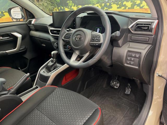 ライズ Ｚ　４ＷＤ　ディスプレイオーディオ　バックカメラ　寒冷地仕様　衝突被害軽減システム　レーダークルーズ　コーナーセンサー　スマートキー　ＬＥＤシーケンシャルターンランプ　純正１７インチアルミ　ＬＥＤフォグ（33枚目）