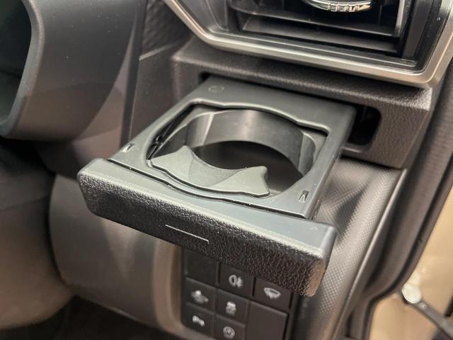 ライズ Ｚ　４ＷＤ　ディスプレイオーディオ　バックカメラ　寒冷地仕様　衝突被害軽減システム　レーダークルーズ　コーナーセンサー　スマートキー　ＬＥＤシーケンシャルターンランプ　純正１７インチアルミ　ＬＥＤフォグ（36枚目）