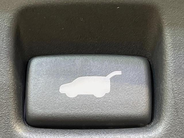 ステップワゴン スパーダ 4WD SDナビ 両側電動スライドドア シートヒーター リヤオートエアコン 衝突被害軽減装置 レーダークルーズコントロール ブラインドスポットモニター パワーバックドア バックカメラ(9枚目)