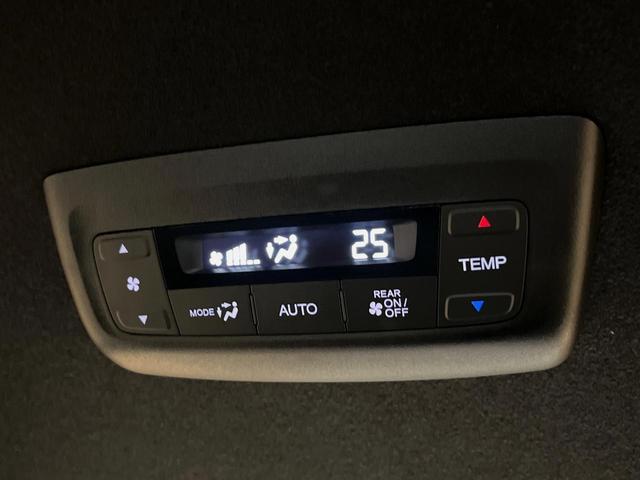 ステップワゴン スパーダ 4WD SDナビ 両側電動スライドドア シートヒーター リヤオートエアコン 衝突被害軽減装置 レーダークルーズコントロール ブラインドスポットモニター パワーバックドア バックカメラ(36枚目)