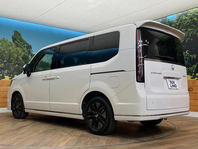 ステップワゴン スパーダ 4WD SDナビ 両側電動スライドドア シートヒーター リヤオートエアコン 衝突被害軽減装置 レーダークルーズコントロール ブラインドスポットモニター パワーバックドア バックカメラ(63枚目)