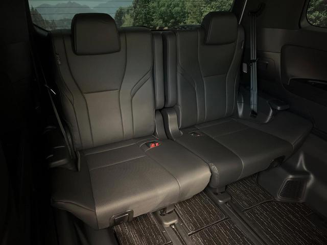 アルファードハイブリッド Ｚ　４ＷＤ　モデリスタエアロ　１３．２型有機ＥＬフリップダウン　１４インチディスプレイオーディオ　両側電動ドア　後席モニター　全周囲カメラ　衝突被害軽減システム　レーダークルーズ　禁煙車　電動リアゲート（12枚目）