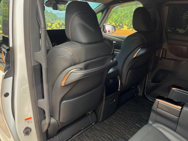 アルファードハイブリッド Ｚ　４ＷＤ　モデリスタエアロ　１３．２型有機ＥＬフリップダウン　１４インチディスプレイオーディオ　両側電動ドア　後席モニター　全周囲カメラ　衝突被害軽減システム　レーダークルーズ　禁煙車　電動リアゲート（42枚目）