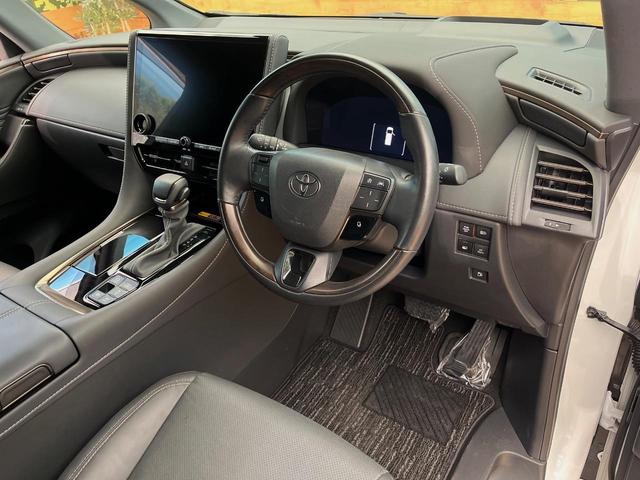 アルファードハイブリッド Ｚ　４ＷＤ　モデリスタエアロ　１３．２型有機ＥＬフリップダウン　１４インチディスプレイオーディオ　両側電動ドア　後席モニター　全周囲カメラ　衝突被害軽減システム　レーダークルーズ　禁煙車　電動リアゲート（47枚目）