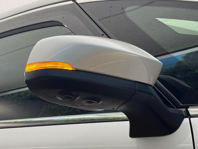 アルファードハイブリッド Ｚ　４ＷＤ　モデリスタエアロ　１３．２型有機ＥＬフリップダウン　１４インチディスプレイオーディオ　両側電動ドア　後席モニター　全周囲カメラ　衝突被害軽減システム　レーダークルーズ　禁煙車　電動リアゲート（71枚目）