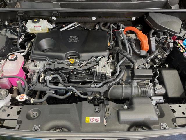 ＲＡＶ４ ハイブリッドＧ　４ＷＤ　寒冷地仕様　全周囲カメラ　９型ディスプレイオーディオ　衝突被害軽減システム　レーダークルーズ　禁煙車　電動リアゲート　前席シートエアコン　ブラインドスポットモニター　コーナーセンサー（18枚目）