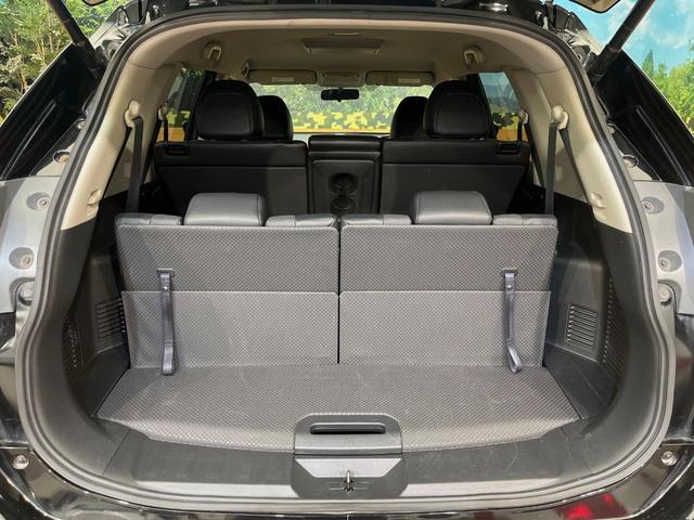 エクストレイル ２０Ｘ　４ＷＤ　フリップダウンモニター　パワーバックドア　シートヒーター　ＬＥＤヘッドライト　純正ナビ　禁煙車　バックカメラ　左右独立オートエアコン　ＥＴＣ　フルセグ　オートライト　ＣＤ／ＤＶＤ（13枚目）