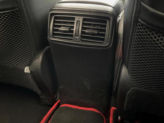 エクストレイル ２０Ｘ　４ＷＤ　フリップダウンモニター　パワーバックドア　シートヒーター　ＬＥＤヘッドライト　純正ナビ　禁煙車　バックカメラ　左右独立オートエアコン　ＥＴＣ　フルセグ　オートライト　ＣＤ／ＤＶＤ（34枚目）