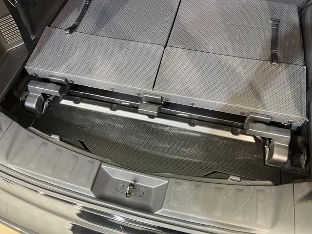 エクストレイル ２０Ｘ　４ＷＤ　フリップダウンモニター　パワーバックドア　シートヒーター　ＬＥＤヘッドライト　純正ナビ　禁煙車　バックカメラ　左右独立オートエアコン　ＥＴＣ　フルセグ　オートライト　ＣＤ／ＤＶＤ（44枚目）