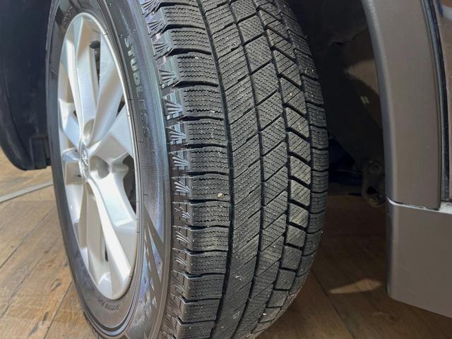 エクストレイル ２０Ｘ　４ＷＤ　フリップダウンモニター　パワーバックドア　シートヒーター　ＬＥＤヘッドライト　純正ナビ　禁煙車　バックカメラ　左右独立オートエアコン　ＥＴＣ　フルセグ　オートライト　ＣＤ／ＤＶＤ（65枚目）