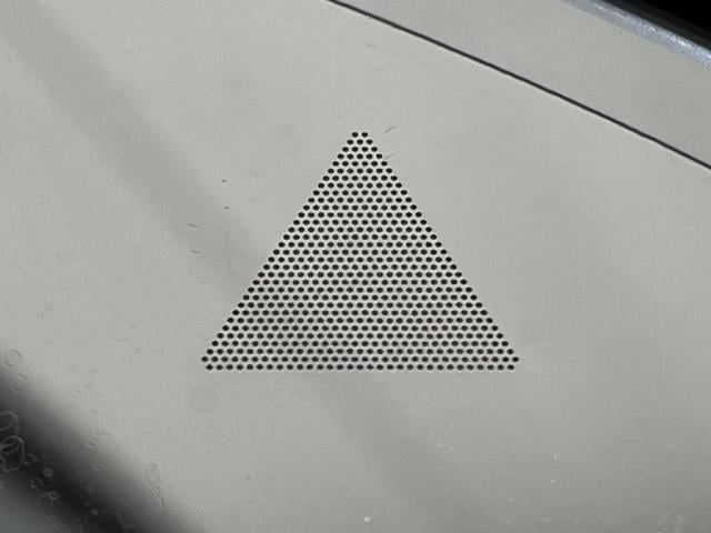 ＣＸ－６０ ２５Ｓ　Ｓパッケージ　４ＷＤ　全周囲カメラ　１２．３インチマツダコネクトナビ　セーフティパッケージ　レーダークルーズ　ブラインドスポットモニター　コーナーセンサー　シートヒーター　電動リアゲート　純正１８インチアルミ（6枚目）