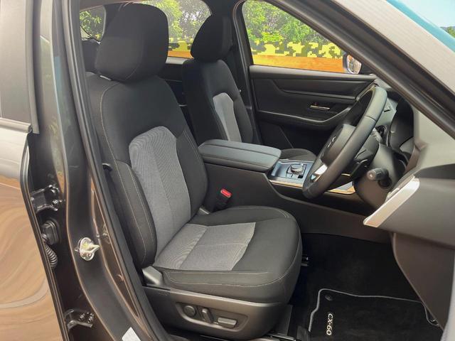 ＣＸ－６０ ２５Ｓ　Ｓパッケージ　４ＷＤ　全周囲カメラ　１２．３インチマツダコネクトナビ　セーフティパッケージ　レーダークルーズ　ブラインドスポットモニター　コーナーセンサー　シートヒーター　電動リアゲート　純正１８インチアルミ（10枚目）