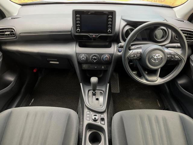 ヤリスクロス X 4WD ディスプレイオーディオ バックカメラ レーダークルーズコントロール セーフティセンス 電動パーキングブレーキ オートマチックハイビーム マルチテレインセレクト スマートキー ダウンヒルアシスト(2枚目)