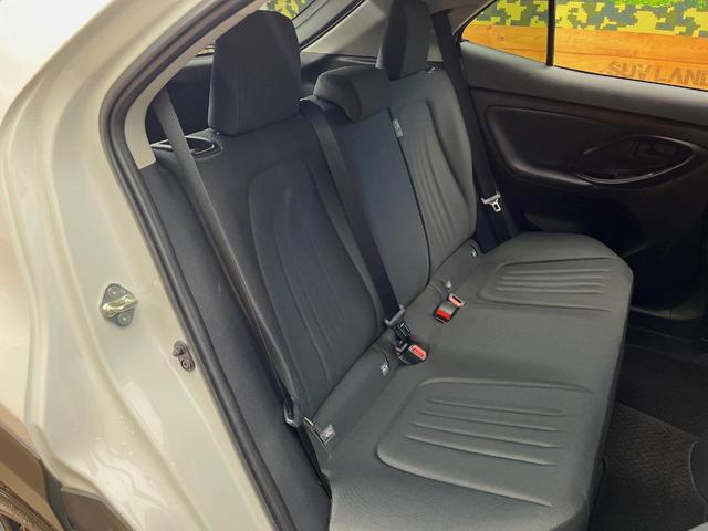 ヤリスクロス X 4WD ディスプレイオーディオ バックカメラ レーダークルーズコントロール セーフティセンス 電動パーキングブレーキ オートマチックハイビーム マルチテレインセレクト スマートキー ダウンヒルアシスト(10枚目)