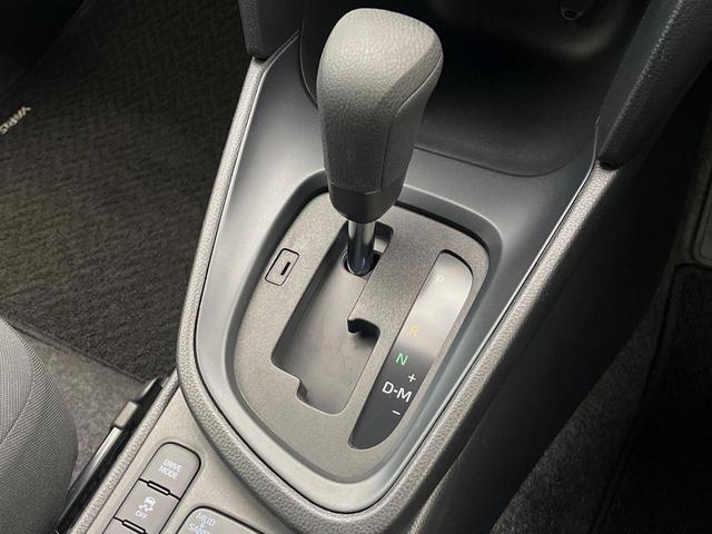 ヤリスクロス X 4WD ディスプレイオーディオ バックカメラ レーダークルーズコントロール セーフティセンス 電動パーキングブレーキ オートマチックハイビーム マルチテレインセレクト スマートキー ダウンヒルアシスト(23枚目)