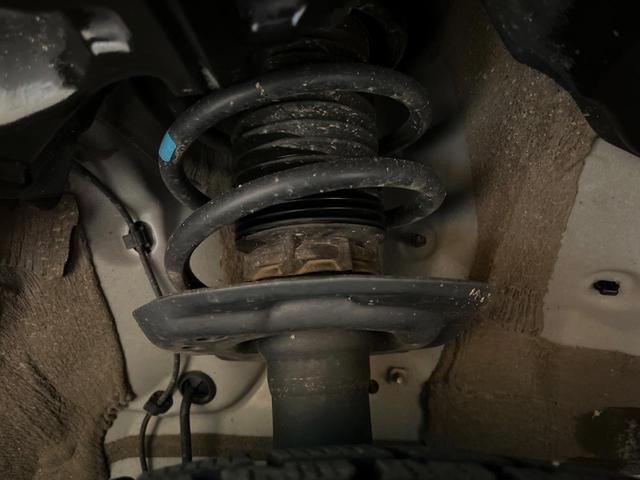 ヤリスクロス X 4WD ディスプレイオーディオ バックカメラ レーダークルーズコントロール セーフティセンス 電動パーキングブレーキ オートマチックハイビーム マルチテレインセレクト スマートキー ダウンヒルアシスト(60枚目)